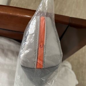 American Airlines international business class unopened amenity kit